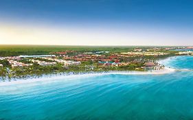 Barcelo Maya Colonial